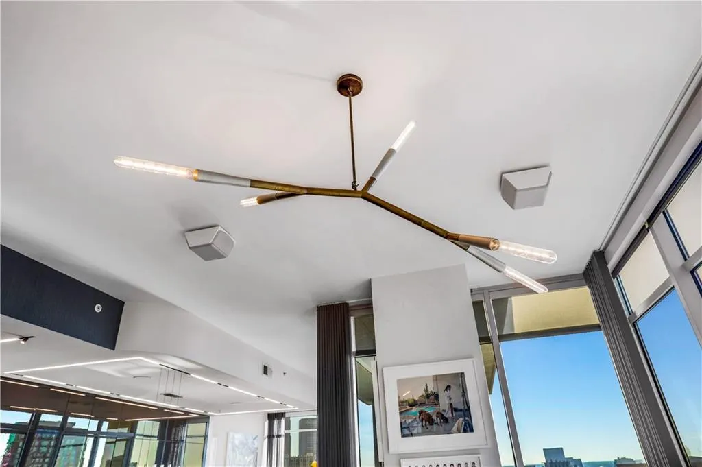 1065 Peachtree Street Ne Unit 3102, Atlanta, Georgia 30309, 3 Bedrooms Bedrooms, ,3 BathroomsBathrooms,Residential,For Sale,1065 Peachtree Street Ne Unit 3102,7512625