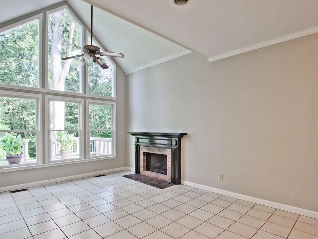 8420 Valemont Drive, Sandy Springs, Georgia 30350, 5 Bedrooms Bedrooms, ,4 BathroomsBathrooms,Residential,Sold,8420 Valemont Drive,6775207