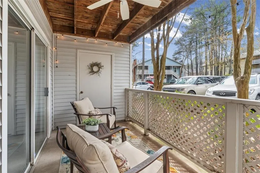 6820 Glenridge Drive Unit#c, Sandy Springs, Georgia 30328, 2 Bedrooms Bedrooms, ,1 BathroomBathrooms,Residential,For Sale,6820 Glenridge Drive Unit#c,7732673