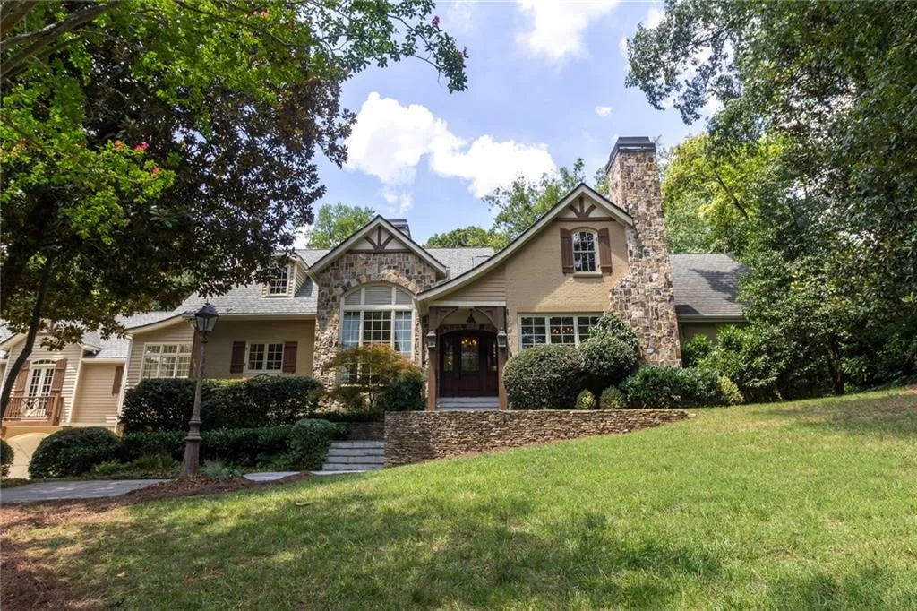 3290 Ridgewood Road Nw, Atlanta, Georgia 30327, 5 Bedrooms Bedrooms, ,5 BathroomsBathrooms,Residential,Sold,3290 Ridgewood Road Nw,5743994