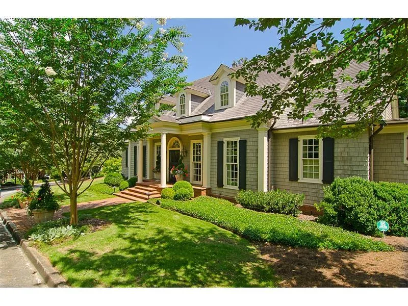 2 Habersham Park Nw, Atlanta, Georgia 30305, 5 Bedrooms Bedrooms, ,4 BathroomsBathrooms,Residential,Sold,2 Habersham Park Nw,5573787