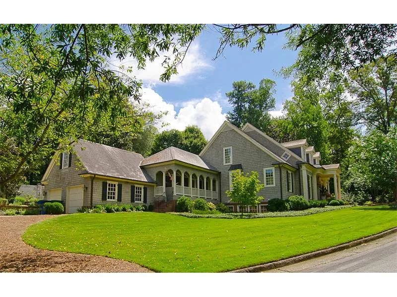 2 Habersham Park Nw, Atlanta, Georgia 30305, 5 Bedrooms Bedrooms, ,4 BathroomsBathrooms,Residential,Sold,2 Habersham Park Nw,5573787