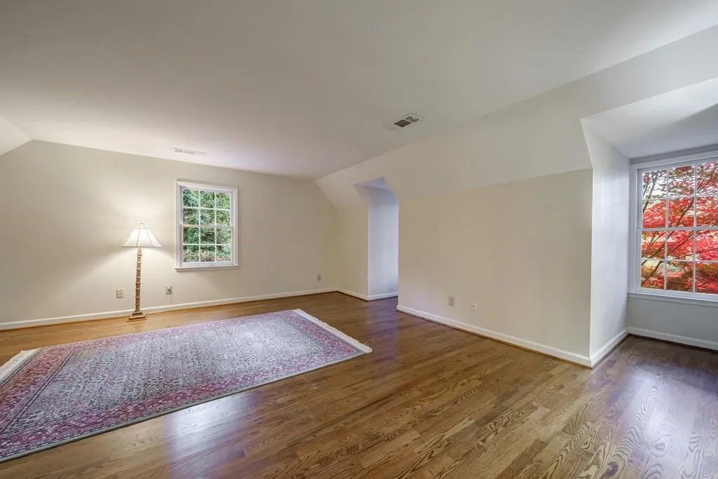 40 Quarry Lake Court, Sandy Springs, Georgia 30342, 4 Bedrooms Bedrooms, ,4 BathroomsBathrooms,Residential,Sold,40 Quarry Lake Court,6974704