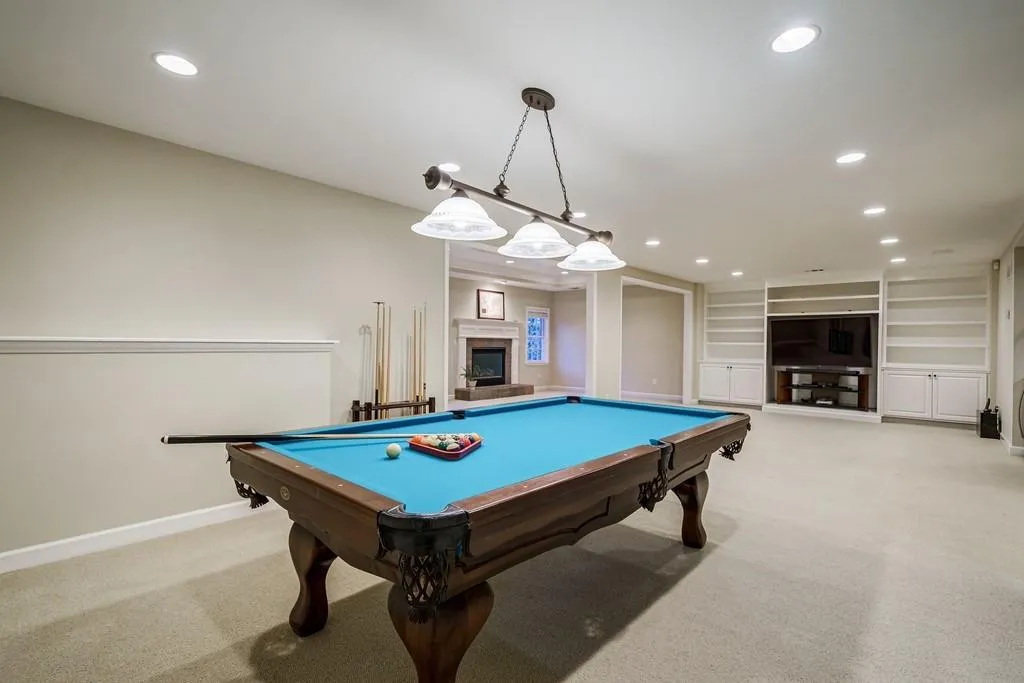 40 Quarry Lake Court, Sandy Springs, Georgia 30342, 4 Bedrooms Bedrooms, ,4 BathroomsBathrooms,Residential,Sold,40 Quarry Lake Court,6974704
