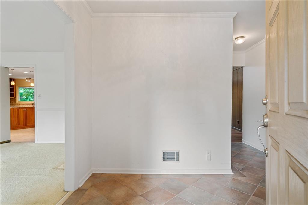 615 Colebrook Court, Atlanta, Georgia 30327, 4 Bedrooms Bedrooms, ,4 BathroomsBathrooms,Residential,Sold,615 Colebrook Court,7290753