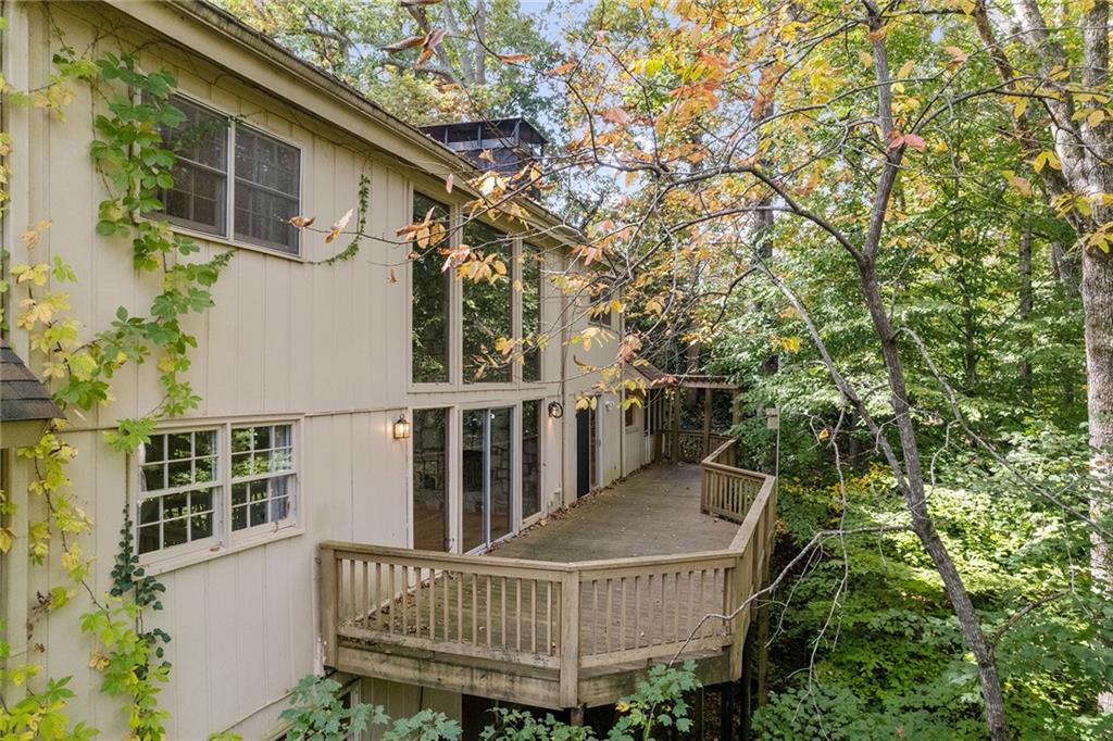 615 Colebrook Court, Atlanta, Georgia 30327, 4 Bedrooms Bedrooms, ,4 BathroomsBathrooms,Residential,Sold,615 Colebrook Court,7290753
