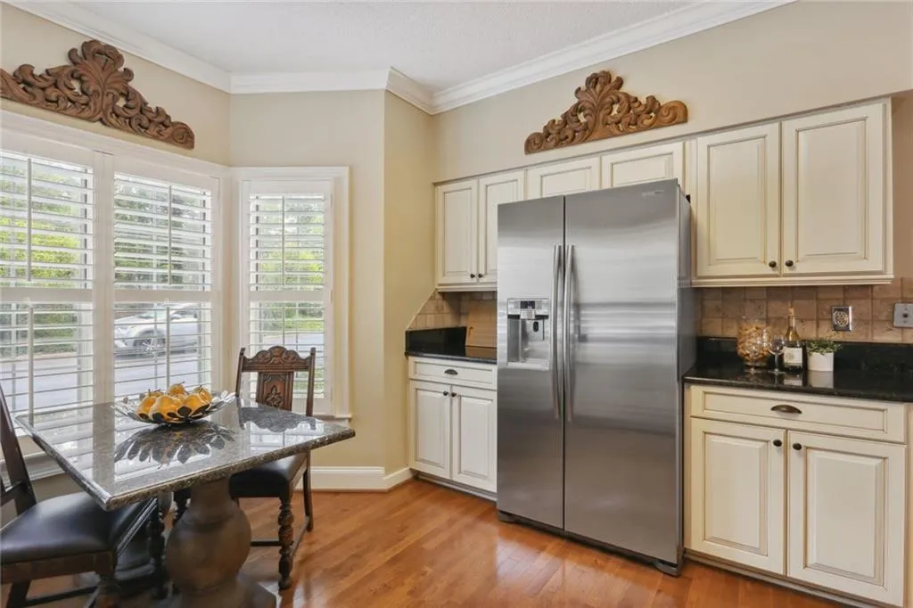 5996 Mitchell Road Unit 10, Sandy Springs, Georgia 30328, 2 Bedrooms Bedrooms, ,2 BathroomsBathrooms,Residential,Sold,5996 Mitchell Road Unit 10,7238242