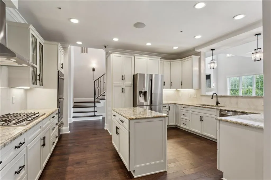 3280 Stillhouse Lane Se Unit 401, Atlanta, Georgia 30339, 2 Bedrooms Bedrooms, 0 ,2 BathroomsBathrooms,Residential,For Sale,3280 Stillhouse Lane Se Unit 401,7756266