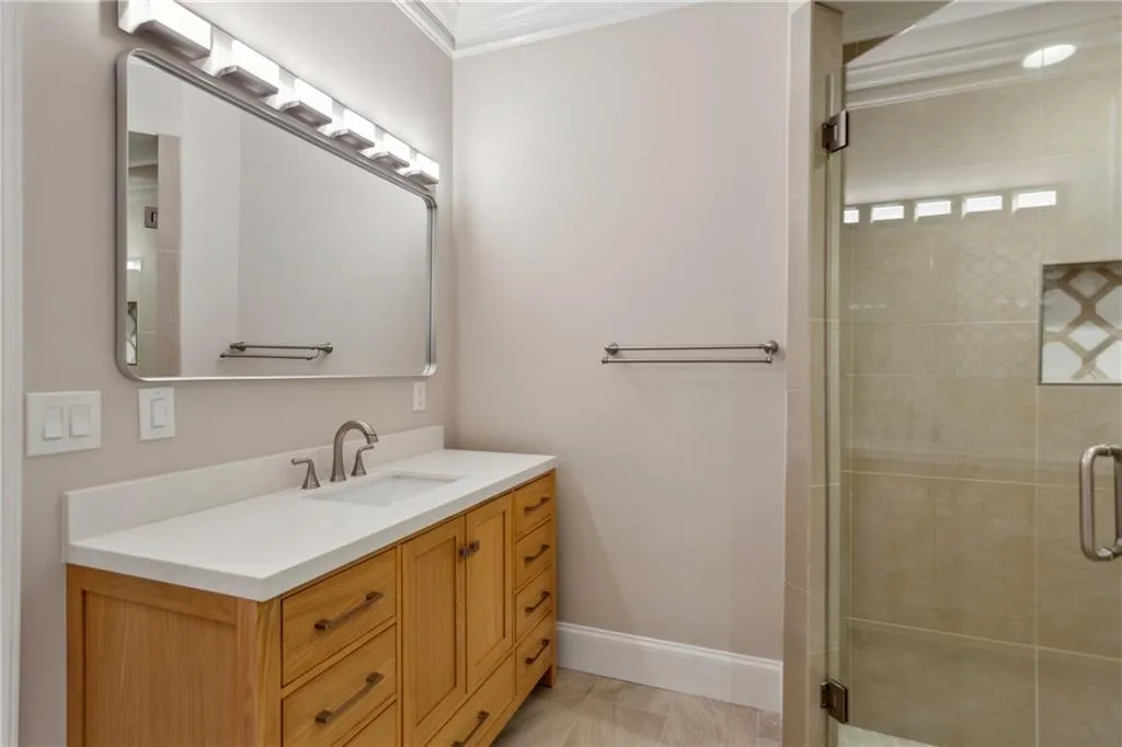 3280 Stillhouse Lane Se Unit 401, Atlanta, Georgia 30339, 2 Bedrooms Bedrooms, 0 ,2 BathroomsBathrooms,Residential,For Sale,3280 Stillhouse Lane Se Unit 401,7756266