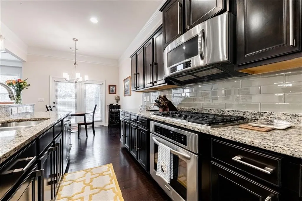 838 Northam Lane, Atlanta, Georgia 30342, 3 Bedrooms Bedrooms, ,3 BathroomsBathrooms,Residential,Sold,838 Northam Lane,6829197