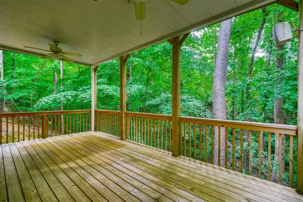 710 Trowgate Court, Sandy Springs, Georgia 30350, 5 Bedrooms Bedrooms, ,4 BathroomsBathrooms,Residential,Sold,710 Trowgate Court,6881766