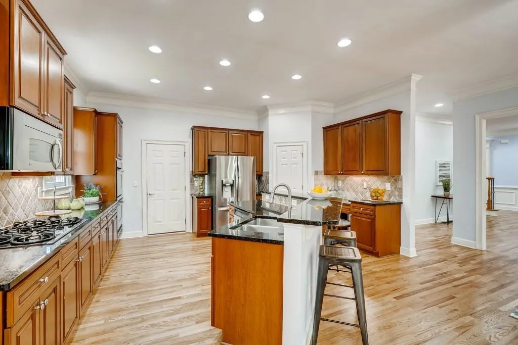 710 Trowgate Court, Sandy Springs, Georgia 30350, 5 Bedrooms Bedrooms, ,4 BathroomsBathrooms,Residential,Sold,710 Trowgate Court,6881766