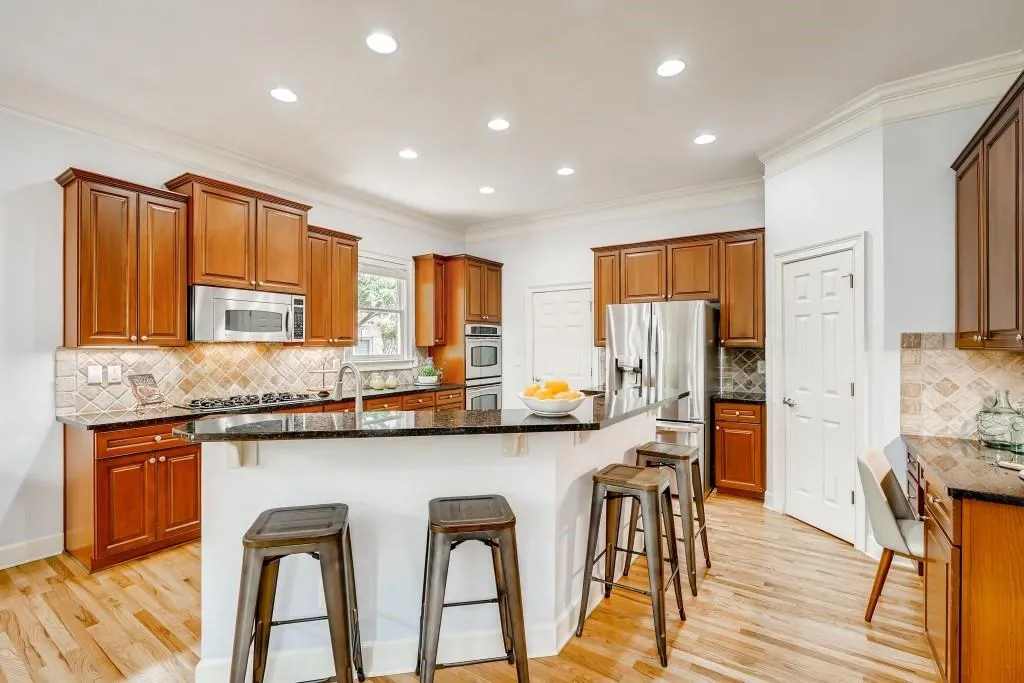 710 Trowgate Court, Sandy Springs, Georgia 30350, 5 Bedrooms Bedrooms, ,4 BathroomsBathrooms,Residential,Sold,710 Trowgate Court,6881766