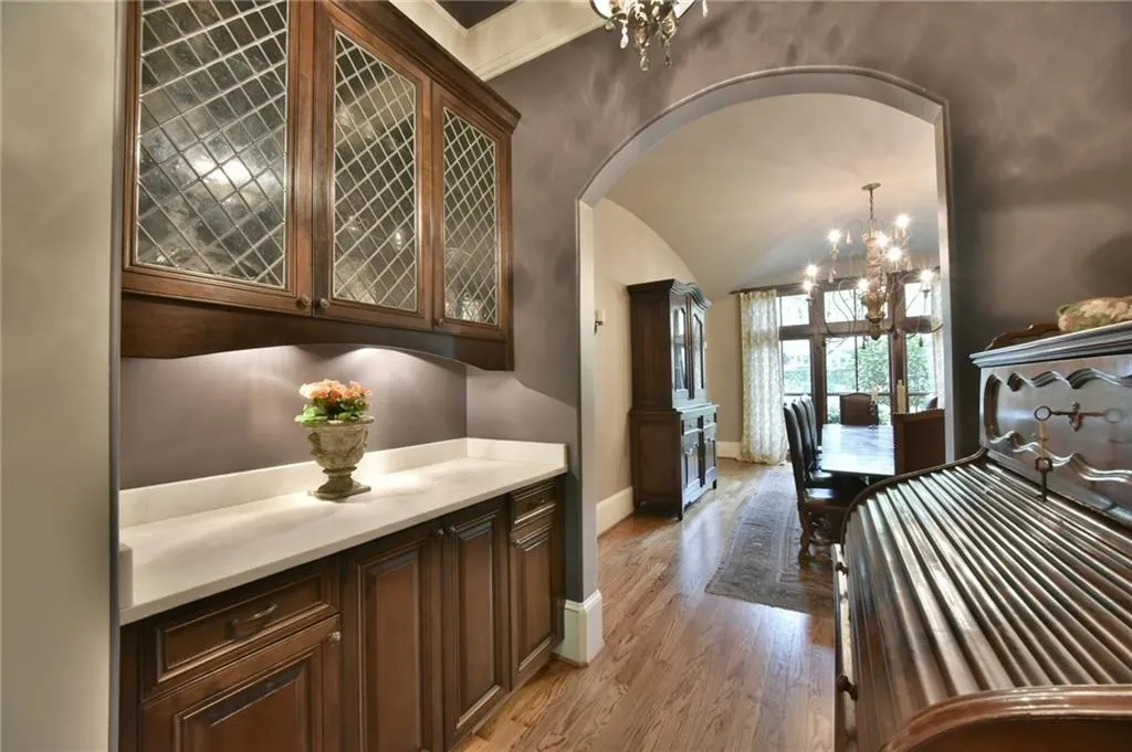 4682 Dudley Lane, Sandy Springs, Georgia 30327, 7 Bedrooms Bedrooms, ,5 BathroomsBathrooms,Residential,Sold,4682 Dudley Lane,5669089