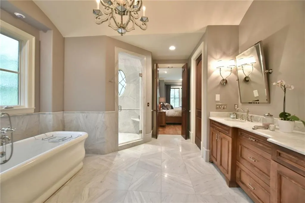 4682 Dudley Lane, Sandy Springs, Georgia 30327, 7 Bedrooms Bedrooms, ,5 BathroomsBathrooms,Residential,Sold,4682 Dudley Lane,5669089