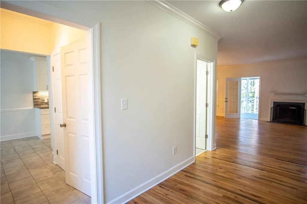 1160 Windsor Parkway Unit 5, Atlanta, Georgia 30319, 3 Bedrooms Bedrooms, ,2 BathroomsBathrooms,Residential,Sold,1160 Windsor Parkway Unit 5,7184476