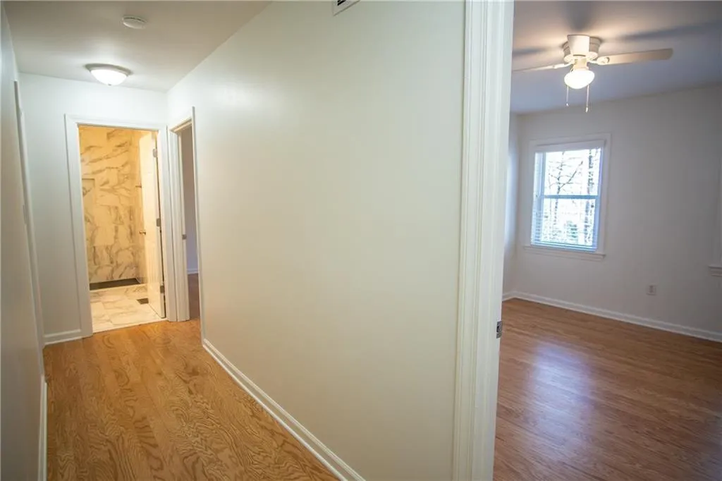1160 Windsor Parkway Unit 5, Atlanta, Georgia 30319, 3 Bedrooms Bedrooms, ,2 BathroomsBathrooms,Residential,Sold,1160 Windsor Parkway Unit 5,7184476