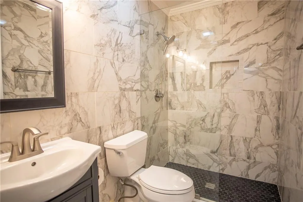 1160 Windsor Parkway Unit 5, Atlanta, Georgia 30319, 3 Bedrooms Bedrooms, ,2 BathroomsBathrooms,Residential,Sold,1160 Windsor Parkway Unit 5,7184476