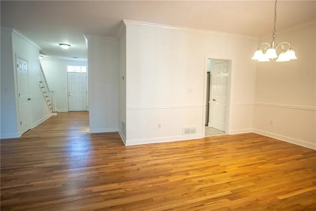 1160 Windsor Parkway Unit 5, Atlanta, Georgia 30319, 3 Bedrooms Bedrooms, ,2 BathroomsBathrooms,Residential,Sold,1160 Windsor Parkway Unit 5,7184476