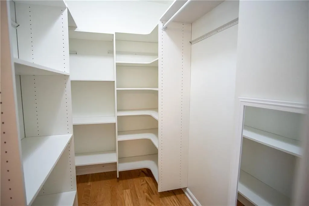 1160 Windsor Parkway Unit 5, Atlanta, Georgia 30319, 3 Bedrooms Bedrooms, ,2 BathroomsBathrooms,Residential,Sold,1160 Windsor Parkway Unit 5,7184476