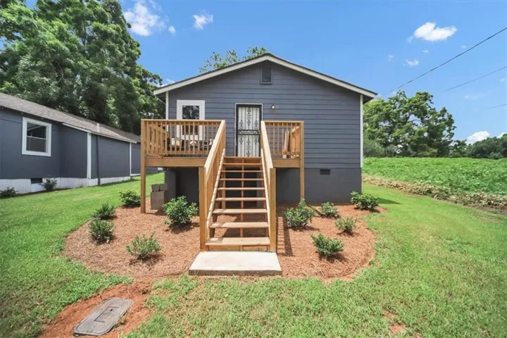 242 Jackson, Barnesville, Georgia 30204