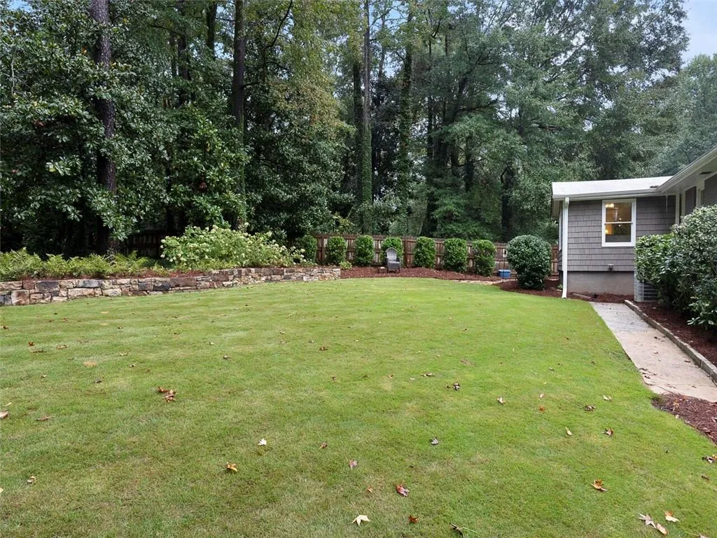 501 Hilderbrand Drive, Atlanta, Georgia 30328, 3 Bedrooms Bedrooms, ,2 BathroomsBathrooms,Residential,Sold,501 Hilderbrand Drive,6953725