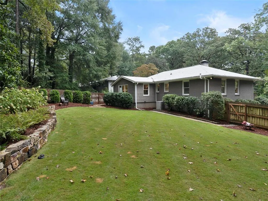 501 Hilderbrand Drive, Atlanta, Georgia 30328, 3 Bedrooms Bedrooms, ,2 BathroomsBathrooms,Residential,Sold,501 Hilderbrand Drive,6953725