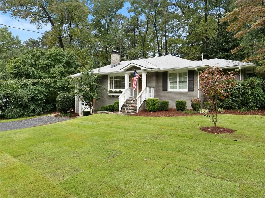 501 Hilderbrand Drive, Atlanta, Georgia 30328, 3 Bedrooms Bedrooms, ,2 BathroomsBathrooms,Residential,Sold,501 Hilderbrand Drive,6953725