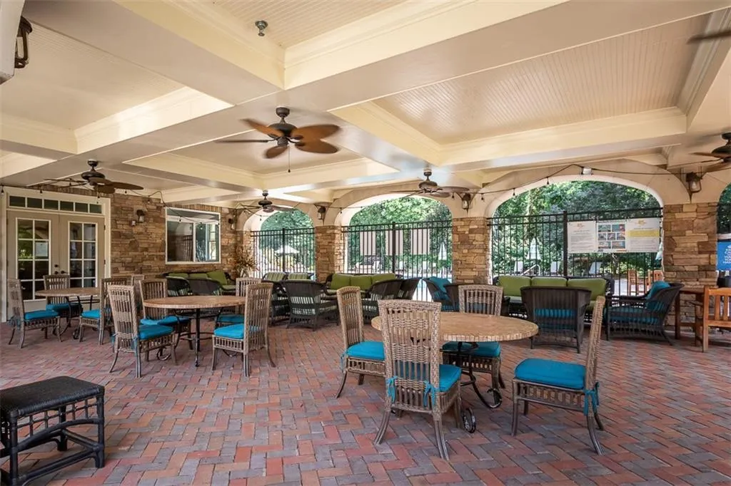 200 River Vista Drive Unit 119, Atlanta, Georgia 30339, 2 Bedrooms Bedrooms, ,2 BathroomsBathrooms,Residential,Sold,200 River Vista Drive Unit 119,6845874