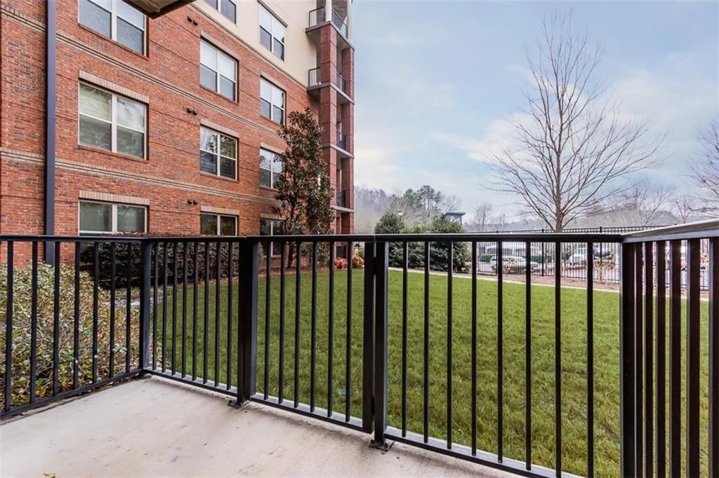 200 River Vista Drive Unit 119, Atlanta, Georgia 30339, 2 Bedrooms Bedrooms, ,2 BathroomsBathrooms,Residential,Sold,200 River Vista Drive Unit 119,6845874