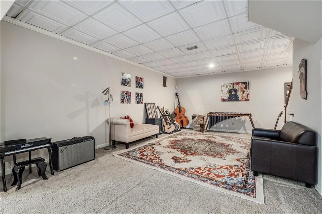 8140 Jett Ferry Road, Sandy Springs, Georgia 30350, 6 Bedrooms Bedrooms, ,6 BathroomsBathrooms,Residential,Sold,8140 Jett Ferry Road,7025811
