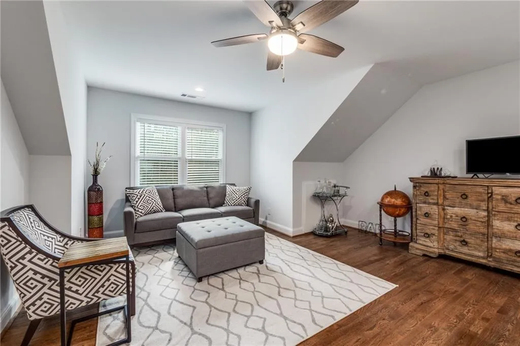 8140 Jett Ferry Road, Sandy Springs, Georgia 30350, 6 Bedrooms Bedrooms, ,6 BathroomsBathrooms,Residential,Sold,8140 Jett Ferry Road,7025811