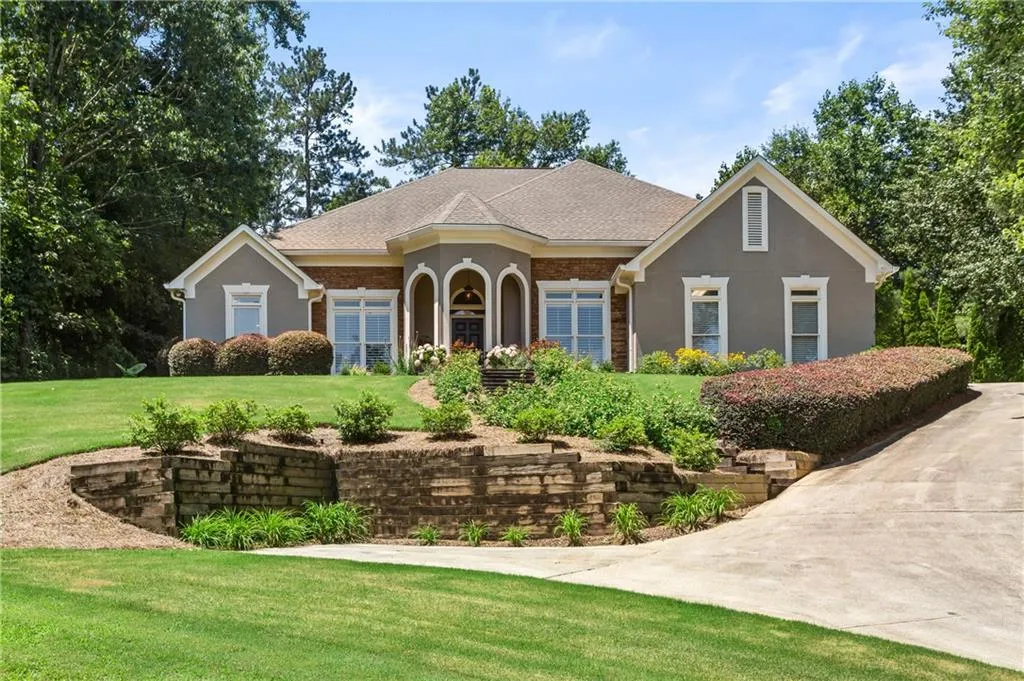 780 Spalding Heights Drive, Sandy Springs, Georgia 30350, 5 Bedrooms Bedrooms, ,4 BathroomsBathrooms,Residential,Sold,780 Spalding Heights Drive,6902964 780 Spalding Heights Drive, Sandy Springs, Georgia 30350, 5 Bedrooms Bedrooms, ,4 BathroomsBathrooms,Residential,Sold,780 Spalding Heights Drive,6902964