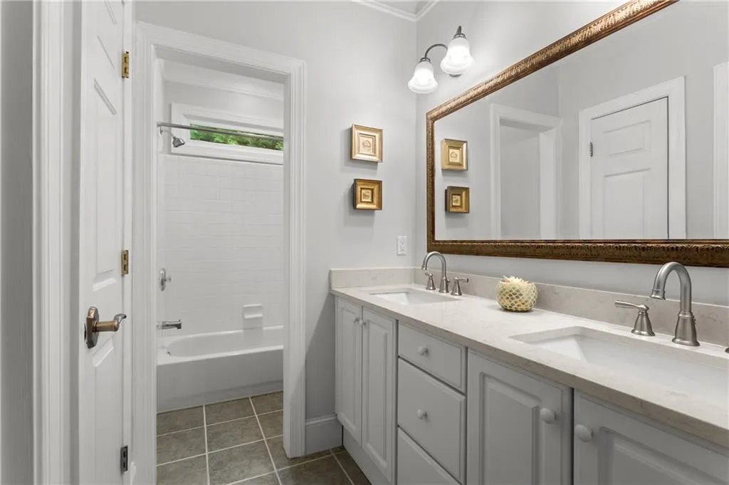 780 Spalding Heights Drive, Sandy Springs, Georgia 30350, 5 Bedrooms Bedrooms, ,4 BathroomsBathrooms,Residential,Sold,780 Spalding Heights Drive,6902964 780 Spalding Heights Drive, Sandy Springs, Georgia 30350, 5 Bedrooms Bedrooms, ,4 BathroomsBathrooms,Residential,Sold,780 Spalding Heights Drive,6902964