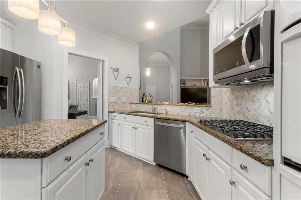 780 Spalding Heights Drive, Sandy Springs, Georgia 30350, 5 Bedrooms Bedrooms, ,4 BathroomsBathrooms,Residential,Sold,780 Spalding Heights Drive,6902964 780 Spalding Heights Drive, Sandy Springs, Georgia 30350, 5 Bedrooms Bedrooms, ,4 BathroomsBathrooms,Residential,Sold,780 Spalding Heights Drive,6902964