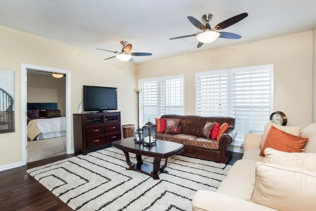 195 14th Street Unit Ph405, Atlanta, Georgia 30309, 2 Bedrooms Bedrooms, ,2 BathroomsBathrooms,Residential,Sold,195 14th Street Unit Ph405,5803096
