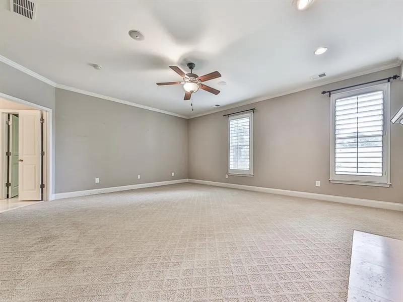 5562 High Point Road, Atlanta, Georgia 30342, 4 Bedrooms Bedrooms, ,4 BathroomsBathrooms,Residential,Sold,5562 High Point Road,7460502