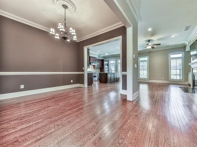5562 High Point Road, Atlanta, Georgia 30342, 4 Bedrooms Bedrooms, ,4 BathroomsBathrooms,Residential,Sold,5562 High Point Road,7460502