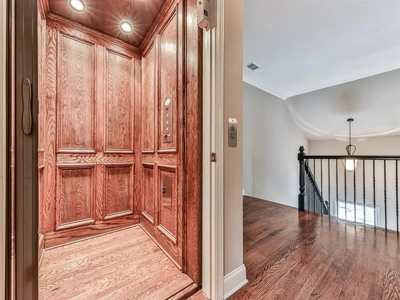 Elevator