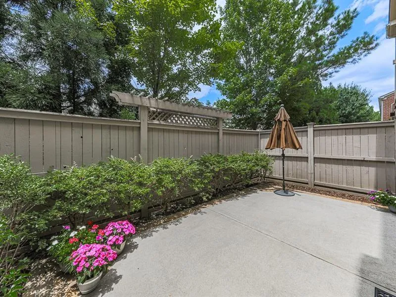 5562 High Point Road, Atlanta, Georgia 30342, 4 Bedrooms Bedrooms, ,4 BathroomsBathrooms,Residential,Sold,5562 High Point Road,7460502