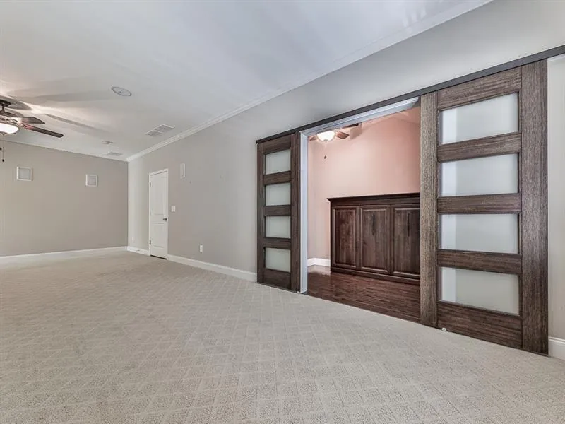 5562 High Point Road, Atlanta, Georgia 30342, 4 Bedrooms Bedrooms, ,4 BathroomsBathrooms,Residential,Sold,5562 High Point Road,7460502