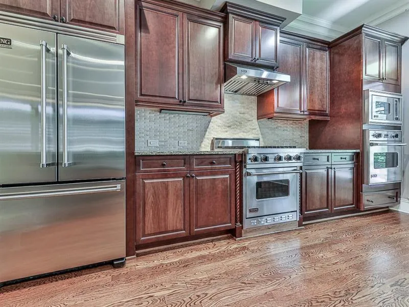5562 High Point Road, Atlanta, Georgia 30342, 4 Bedrooms Bedrooms, ,4 BathroomsBathrooms,Residential,Sold,5562 High Point Road,7460502