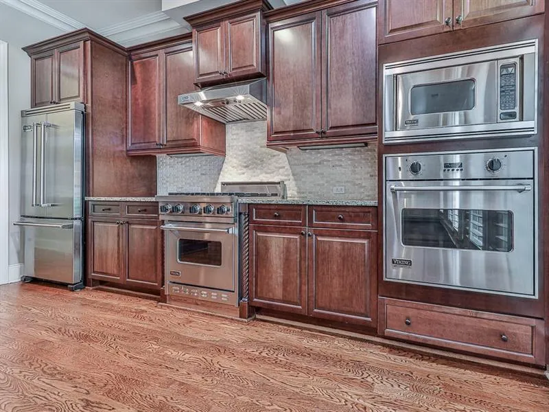 5562 High Point Road, Atlanta, Georgia 30342, 4 Bedrooms Bedrooms, ,4 BathroomsBathrooms,Residential,Sold,5562 High Point Road,7460502