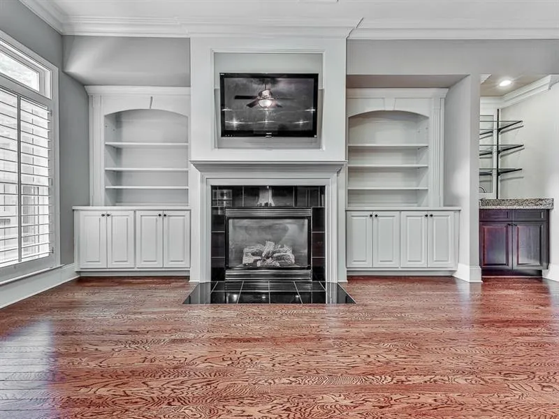 5562 High Point Road, Atlanta, Georgia 30342, 4 Bedrooms Bedrooms, ,4 BathroomsBathrooms,Residential,Sold,5562 High Point Road,7460502
