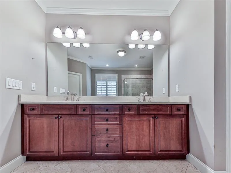 5562 High Point Road, Atlanta, Georgia 30342, 4 Bedrooms Bedrooms, ,4 BathroomsBathrooms,Residential,Sold,5562 High Point Road,7460502
