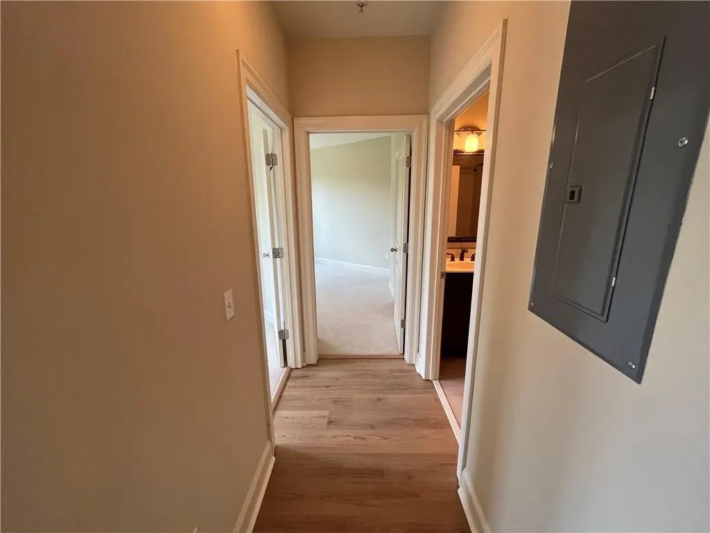 901 Abernathy Road Unit 4050, Atlanta, Georgia 30328, 3 Bedrooms Bedrooms, ,2 BathroomsBathrooms,Residential,Sold,901 Abernathy Road Unit 4050,7065842