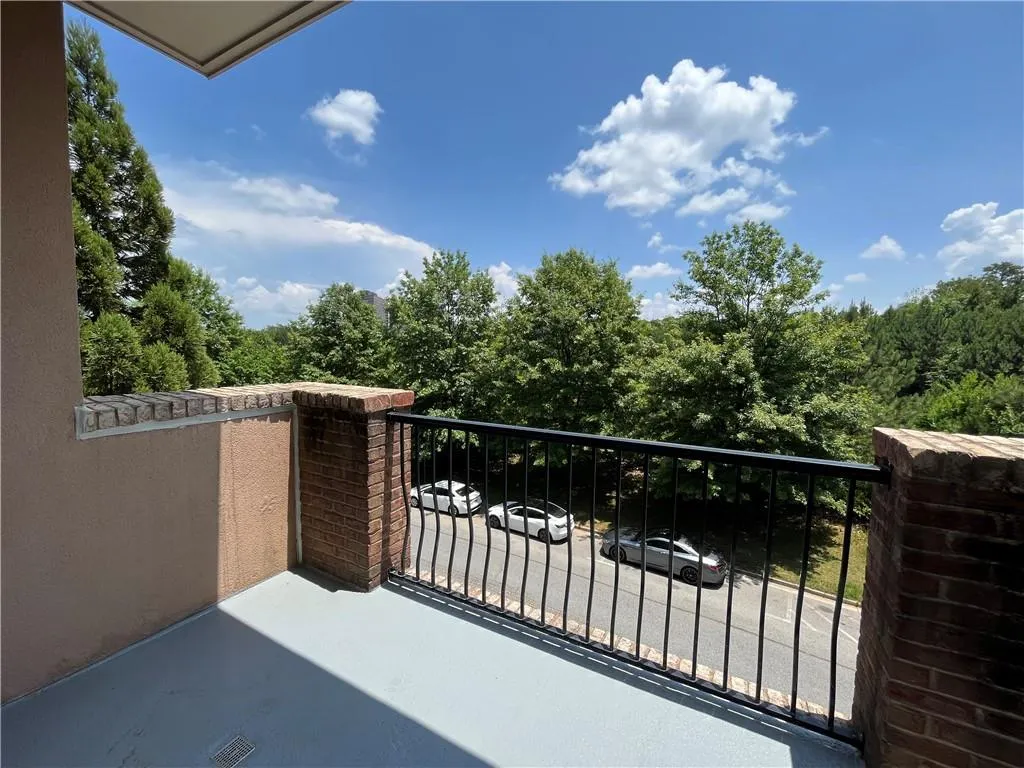 901 Abernathy Road Unit 4050, Atlanta, Georgia 30328, 3 Bedrooms Bedrooms, ,2 BathroomsBathrooms,Residential,Sold,901 Abernathy Road Unit 4050,7065842