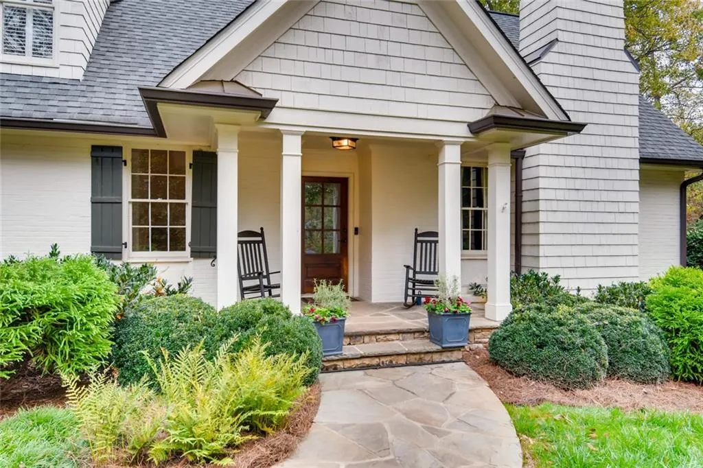 4611 Dalmer Road, Atlanta, Georgia 30342, 4 Bedrooms Bedrooms, ,4 BathroomsBathrooms,Residential,Sold,4611 Dalmer Road,6639653