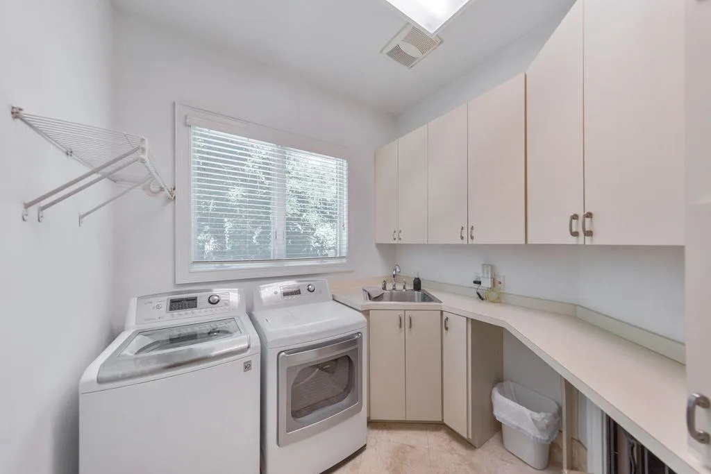 5011 Green Pine Drive, Sandy Springs, Georgia 30342, 5 Bedrooms Bedrooms, ,7 BathroomsBathrooms,Residential,Sold,5011 Green Pine Drive,7083266 5011 Green Pine Drive, Sandy Springs, Georgia 30342, 5 Bedrooms Bedrooms, ,7 BathroomsBathrooms,Residential,Sold,5011 Green Pine Drive,7083266