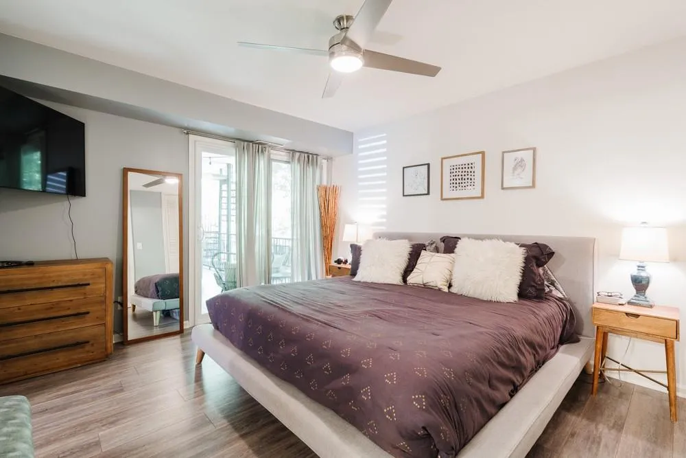 5400 Roswell Road Unit M11, Atlanta, Georgia 30342, 2 Bedrooms Bedrooms, ,2 BathroomsBathrooms,Residential,Sold,5400 Roswell Road Unit M11,6718606